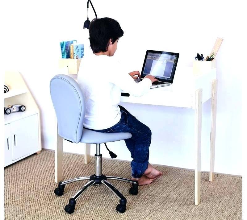 Компьютерный стул для школьника